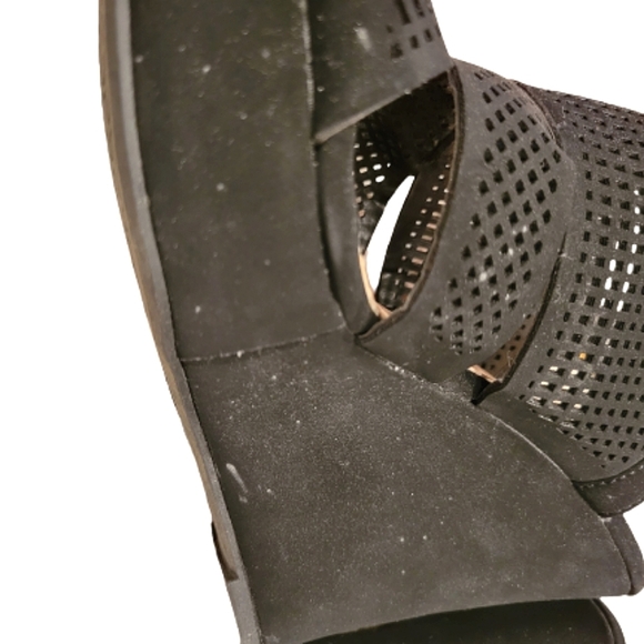 2/$18 Top Moda Black Suede Slingback Wedge Open Toe Heel 6.5 Buckle Open Back - Picture 7 of 8